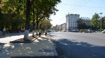 Ai obosit de circulaţia rutieră haotică pe bd Ştefan cel Mare din capitală? Aflâ când va fi aplicat marcajul rutier şi de ce nu s-a făcut până acum! - Photo