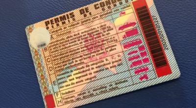 Peste jumătate de milion de şoferi din R Moldova ar putea fi obligaţi să îşi schimbe permisul de conducere! - Photo
