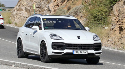 Cayenne-ul de generaţia nouă a fost surprins pe drumurile publice, cu mai puţin camuflaj - Photo