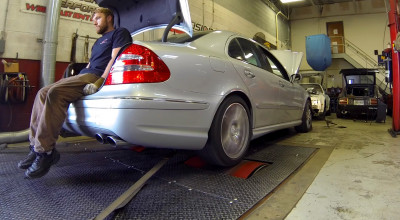 Câți cai putere crezi că a pierdut un Mercedes E55 AMG, timp de 14 ani? - Photo