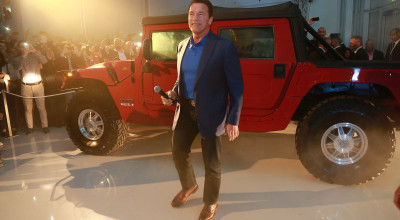 Kreisel a construit un Hummer electric pentru Schwarzenegger - Photo