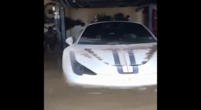Mercedes-AMG G63, Ferrari 458 Italia şi multe alte rarităţi vor fi acum la super-preţ, după uraganul Harvey - Photo