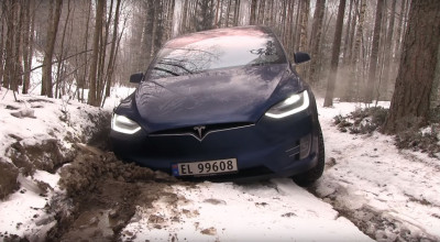 (VIDEO) Tesla Model X, în condiţii de teren accidentat, cu zăpadă şi noroi? Vezi cum s-a descurcat de această dată - Photo