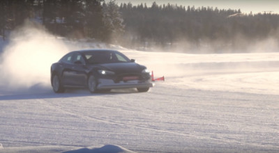 (VIDEO) Vezi cum Tesla Model S derapează în timpul testelor după ce a fost echipată cu trei motoare electrice - Photo