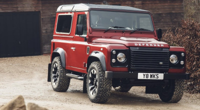 Land Rover mai scoate o versiune limitată pentru Defender. Îl echipează cu un V8 de 400 CP! - Photo