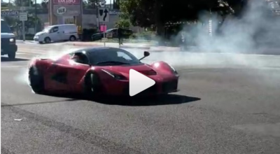 VIDEO: Un LaFerrari scăpat de sub control, se lansează în burnout-uri spectaculoase, spre mulţumirea publicului! - Photo