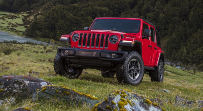Americanii au echipat noul Jeep Wrangler cu propulsorul V8 împrumutat de la Camaro SS - Photo