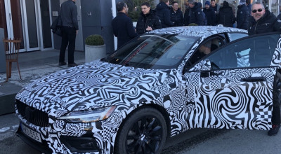 Volvo a arătat prototipul noului sedan S60 - Photo