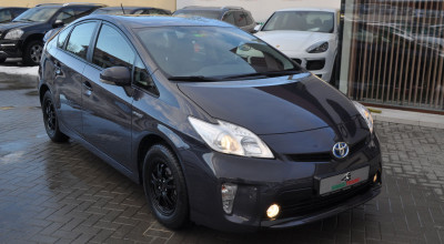 De ce nu poți conduce tot timpul cu proiectoarele de ceață aprinse? Răspuns amuzant de la MAI România - Photo