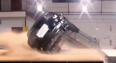 (VIDEO) Specialiștii Tesla nu au reușit să răstoarne SUV-ul electric Model X! - Photo