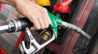 ANRE micșorează prețurile plafon cu tocmai 5 bani pentru benzină și 9 bani pentru motorină! - Photo