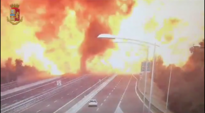 O autocisternă plină cu carburanți a explodat după impactul cu un camion! (VIDEO) - Photo