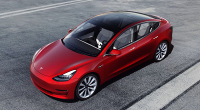 Tesla Model 3 depășește EV-ul Nissan Leaf și devine cel mai vândut vehicul electric din lume! - Photo