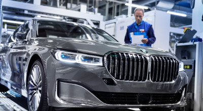 BMW începe producția șeptarului cu cele mai mari grile din istoria companiei, adică G11 LCI - Photo