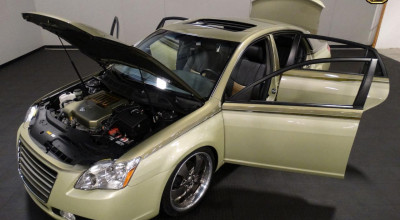 (FOTO) Cea mai extravagantă Toyota Avalon din lume pregătită pentru SEMA Show este de vânzare! - Photo