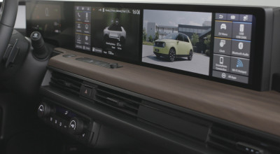 (FOTO) Imagini noi cu interiorul viitorului Honda e! Compacta electrică va avea 5 ecrane, dintre care două pentru sistemul de infotainment - Photo