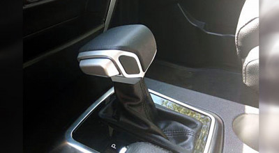 UAZ Patriot Edition I a primit transmisie automată. Poza cu selectorul de viteze au publicat-o belgienii - Photo