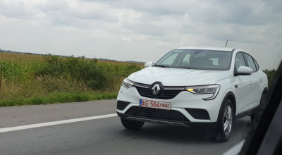 (FOTO) SUV-ul coupe Renault Arkana, a fost surprins la teste pe o autostradă din România! - Photo