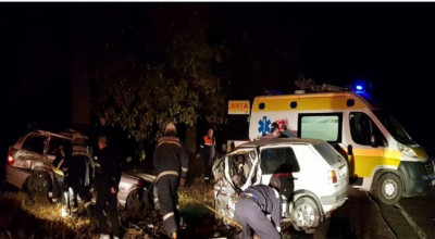 (FOTO) O șoferiță aflată la volanul unui BMW a ucis doi oameni într-un accident teribil produs la Edineț! - Photo