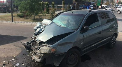 (VIDEO) Un șofer din capitală a tamponat două vehicule după ce a LEȘINAT la volan! - Photo