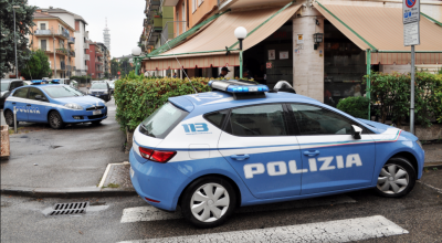 Moldovenii în Italia: Au clonat cardul de combustibil al polițiștilor și alimentau gratuit cât încăpea! - Photo