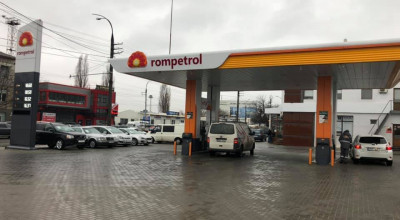 La o benzinărie din oraș i-au turnat 64 de litri de diesel, într-un rezervor de 50 de litri! - Photo