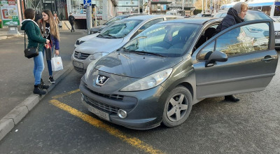 Poliția ar trebui să le retragă permisele de conducere! ”Șoferii” care demonstrează cât de ieftin se vinde examenul - Photo