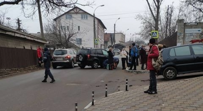 (VIDEO) Un minor de șapte ani a fost lovit de o șoferiță pe o stradă din Durlești! - Photo