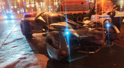Rușii au arestat un Batmobile! Mașina a fost confiscată și evacuată forțat (VIDEO) - Photo