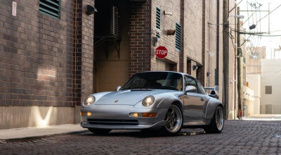 Un exemplar rar Porsche 911 GT 2 a fost scos la licitație! Prețul estimativ ajunge la 1 milion de dolari - Photo