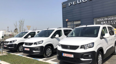 Importatorul oficial Peugeot, a donat trei mașini pentru lupta cu pandemia! - Photo