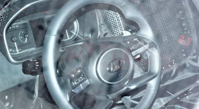 Interiorul noului Hyundai Tucson - surprins de fotografii spioni. Are butoane în locul schimbătorului de viteze - Photo