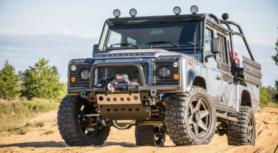 Un Defender pentru bărbați adevărați, modificat masiv și cu un V8 de Chevrolet sub capotă - Photo