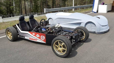 Tesla Roadster ar putea avea un rival din Belarus! Vehiculul electric a fost recent prezentat lui Lukașenko - Photo