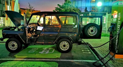 Cehii au transformat modelul UAZ Hunter într-un vehicul electric de off-road, cu volan pe dreapta și autonomie de 200 km! - Photo