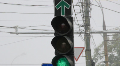 Atenție șoferi! INSP a demontat SĂGEATA VERDE de la intersecția străzilor Calea Orheiului și Ceucari - Photo