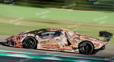 Viitorul hypercar Lamborghini ținut de italieni în secret, a fost surprins în timpul testelor! - Photo