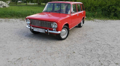 Acest VAZ-2102 are un parcurs de 32.000 km și se vinde în Chișinău cu un preț de 4.000 de euro! - Photo