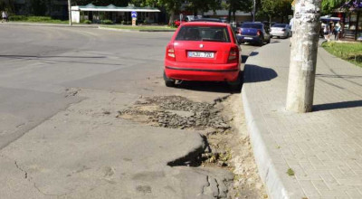 Primăria promite că strada Ion Creangă din sectorul Buiucani va reintra în reparație în acest an! - Photo