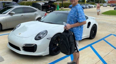 Un bărbat din Florida a reușit să-și cumpere un Porsche 911 folosind un cec fals ce l-a imprimat acasă! - Photo