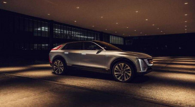 Cadillac a prezentat SUV-ul pur electric numit Lyriq. Noul model oferă un display cu cea mai mare densitate a pixelilor din industria auto! - Photo