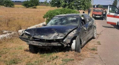 Al doilea accident provocat de un șofer băut într-o singură zi! Trei persoane au fost spitalizate - Photo