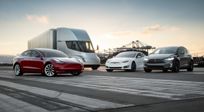 Elon Musk promite baterii cu o densitate mărită cu 50% și autonomie mai bună în următorii 3 ani - Photo