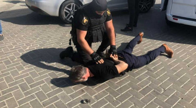 (VIDEO) Poliția a reținut o grupare care scana alarma mașinilor și le spărgea, furând tot ce găseau mai bun - Photo