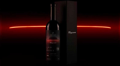 Noul Porsche Taycan va fi livrat clienților alături de o sticlă de vin din Moldova! - Photo