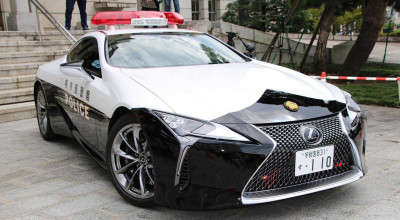  La straja siguranței rutiere: Un LC 500 se alătură flotei unui departament de poliție din Japonia - Photo