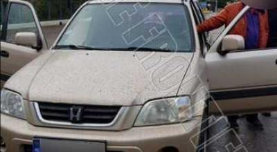 Un șofer în stare de ebrietate a încercat să părăsească țara, având drept pasager un minor - Photo