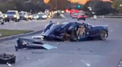 Un adolescent din Texas a făcut praf mașina tatălui său, un Pagani Huayra Roadster de 3.4 milioane de dolari - Photo