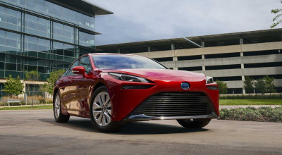 Noua Toyota Mirai, mașina atrăgătoare cu pile de hidrogen. Autonomie mărită cu 30% și dotări noi - Photo