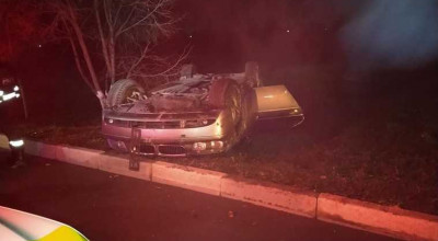 La Bălți, o șoferiță în stare de ebrietate a răsturnat un BMW plin cu copii - Photo